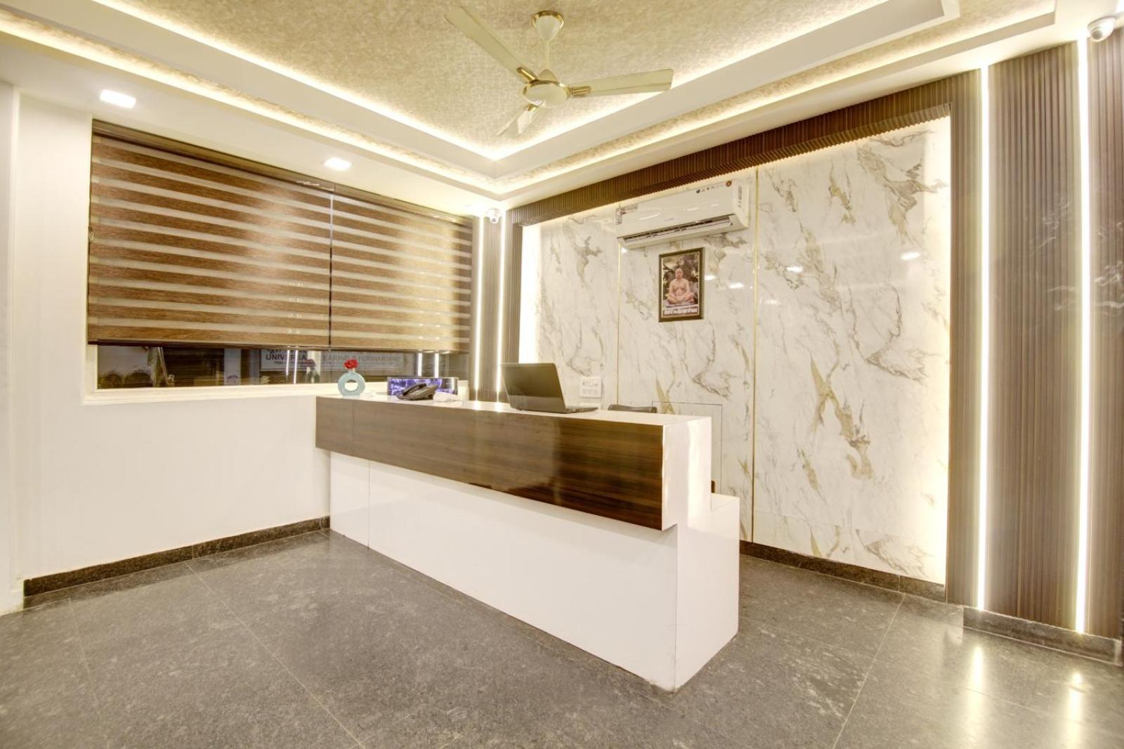 Hotel Devrana Delhi Airport Нью-Делі Екстер'єр фото
