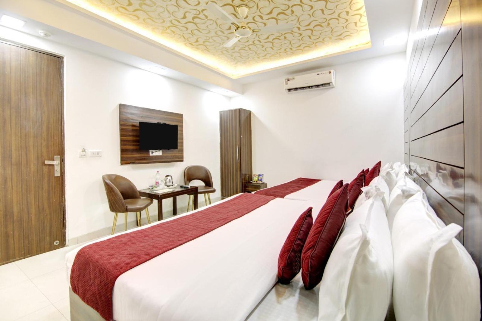 Hotel Devrana Delhi Airport Нью-Делі Екстер'єр фото