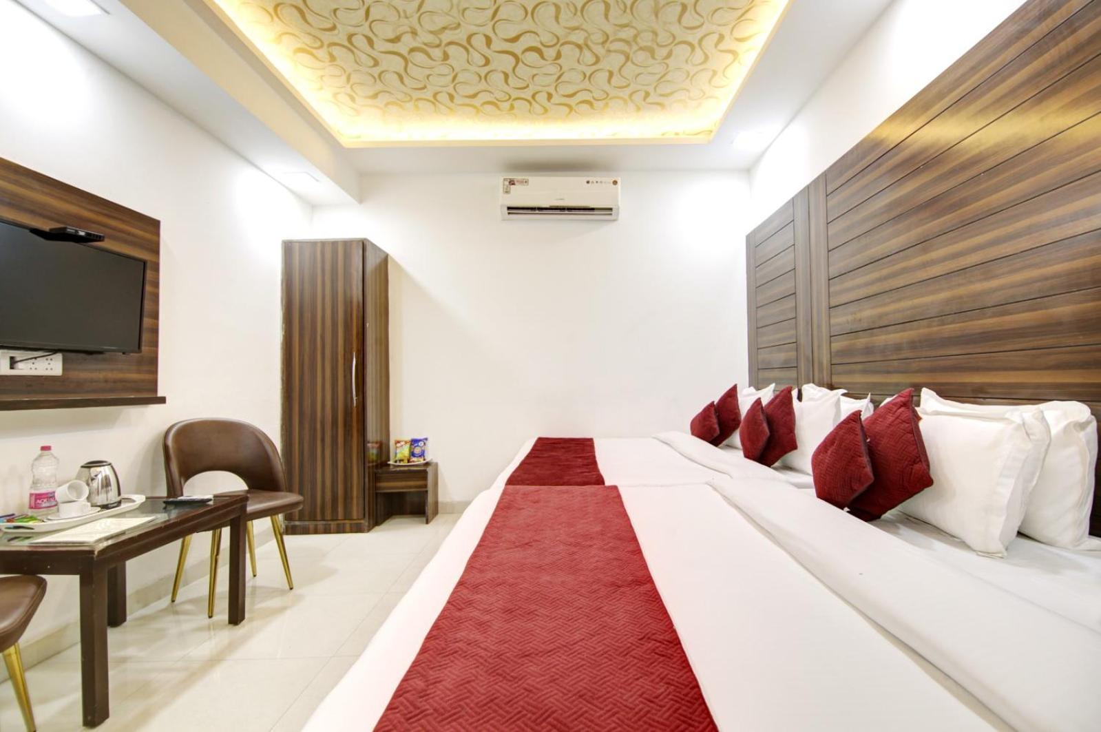 Hotel Devrana Delhi Airport Нью-Делі Екстер'єр фото